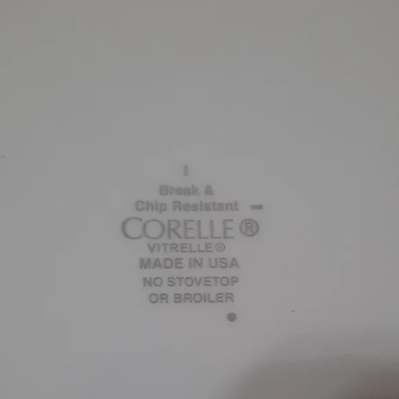 4 Pc Corelle Splendor White Plates - Picture 3 of 6
